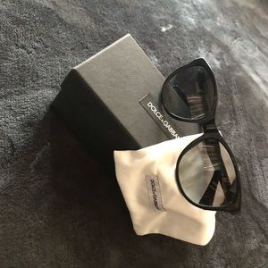 Dolce & Gabanna shades